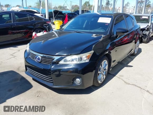 ✅ 2012 Lexus CT 200h Premium • VIN: JTHKD5BH0C2093218 • Lot: 41815958. Wystawiony na IAAI z przebiegiem 113 177 mil. Bezpłatny archiwum sprzedaży aukcyjnych z USA i szczegółowy raport historii pojazdu na DreamBid. Zdjęcie 2.