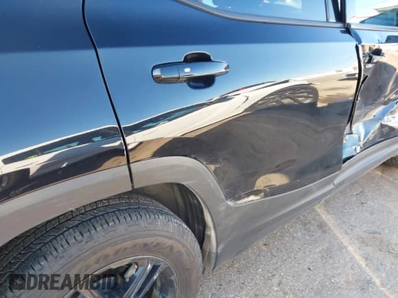 ✅ 2024 GMC Terrain AT4 • VIN: 3GKALYEG4RL385602 • Lot: 43562073. Listed on IAAI with 31,191 mi. Free auction sales archive from the USA and detailed vehicle history report at DreamBid. Image 6.