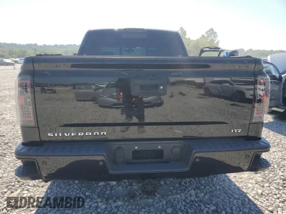 2015 Chevrolet Silverado 1500 LTZ with VIN 3GCUKSEC7FG446189, listed as a Copart auction lot 80684695 with 204,903 mi miles and Salvage title. Bid and sale history available at DreamBid. Image 6.