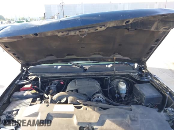 ✅ 2012 Chevrolet Silverado 1500 LS • VIN: 1GCRCREA7CZ302048 • Lot: 43437230. Wystawiony na IAAI z przebiegiem 206 561 mil. Bezpłatny archiwum sprzedaży aukcyjnych z USA i szczegółowy raport historii pojazdu na DreamBid. Zdjęcie 10.