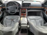 ✅ 1999 Mercedes-Benz S 320/430/500 • VIN: WDBGA33G7XA417690 • Lot: 84715404. Listed on Copart with 259,631 mi. Free auction sales archive from the USA and detailed vehicle history report at DreamBid. Image 8.