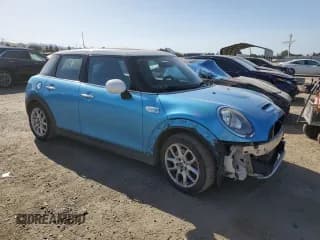 ✅ 2016 MINI Hardtop 4 Door S • VIN: WMWXU3C56G2D29683 • Lot: 55477704. Wystawiony na Copart z przebiegiem 98 541 mil. Bezpłatny archiwum sprzedaży aukcyjnych z USA i szczegółowy raport historii pojazdu na DreamBid. Zdjęcie 4.