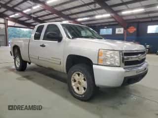 2010 Chevrolet Silverado 1500 LT with VIN 1GCSKSE31AZ109324, listed as a Copart auction lot 84236565 with 224,097 mi miles and Clean title. Bid and sale history available at DreamBid. Image 4.