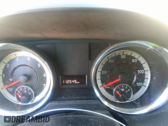 ✅ 2018 Dodge Grand Caravan SE Plus • VIN: 2C4RDGBGXJR348426 • Lot: 43462342. Wystawiony na IAAI z przebiegiem 112 549 mil. Bezpłatny archiwum sprzedaży aukcyjnych z USA i szczegółowy raport historii pojazdu na DreamBid. Zdjęcie 15.