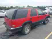 1995 Chevrolet Blazer z VIN 1GNCS13W7S2172327, wystawiony jako IAAI lot #42441948 z przebiegiem 174 250 mil mil oraz . Historia ofert i sprzedaży dostępna na DreamBid. Obrazek 4.