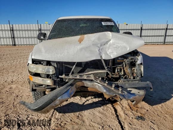 ✅ 1999 Chevrolet Silverado 1500 • VIN: 1GCEC14W2XE203065 • Лот: 93651525. Опубликован ранее на Copart с пробегом Не указан. Бесплатный доступ к архиву аукционных продаж из США и подробный отчёт об истории автомобиля на DreamBid. Изображение 5.