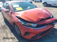 ✅ 2024 Kia Forte LXS • VIN: 3KPF24AD0RE706273 • Lot: 43169740. Wystawiony na IAAI z przebiegiem 8 945 mil. Bezpłatny archiwum sprzedaży aukcyjnych z USA i szczegółowy raport historii pojazdu na DreamBid. Zdjęcie 21.