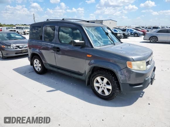✅ 2011 Honda Element EX • VIN: 5J6YH1H77BL001421 • Лот: 69464525. Опубликован ранее на Copart с пробегом 221 040 миль. Бесплатный доступ к архиву аукционных продаж из США и подробный отчёт об истории автомобиля на DreamBid. Изображение 4.