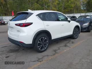 ✅ 2022 Mazda CX-5 S Premium Plus • VIN: JM3KFBEM9N0527760 • Lot: 43428530. Wystawiony na IAAI z przebiegiem 82 053 mil. Bezpłatny archiwum sprzedaży aukcyjnych z USA i szczegółowy raport historii pojazdu na DreamBid. Zdjęcie 4.