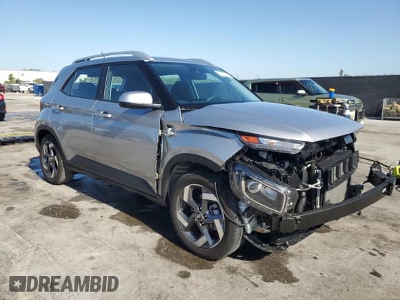 ✅ 2024 Hyundai Venue Limited • VIN: KMHRC8A30RU306560 • Lot: 53710235. Listed on Copart with 8,506 mi. Free auction sales archive from the USA and detailed vehicle history report at DreamBid. Image 4.