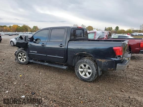 ✅ 2015 Nissan Titan SV • VIN: 1N6AA0EC3FN500196 • Лот: 87245485. Опубликован ранее на Copart с пробегом Не указан. Бесплатный доступ к архиву аукционных продаж из США и подробный отчёт об истории автомобиля на DreamBid. Изображение 2.