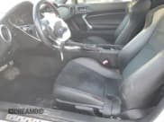 ✅ 2017 Subaru BRZ Limited • VIN: JF1ZCAC17H8604902 • Lot: 90833665. Wystawiony na Copart z przebiegiem 84 752 mil. Bezpłatny archiwum sprzedaży aukcyjnych z USA i szczegółowy raport historii pojazdu na DreamBid. Zdjęcie 7.