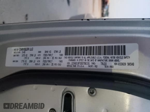✅ 2009 Dodge 1500 SLT • VIN: 1D3HB18P39S796191 • Lot: 48573445. Wystawiony na Copart z przebiegiem 126 258 mil. Bezpłatny archiwum sprzedaży aukcyjnych z USA i szczegółowy raport historii pojazdu na DreamBid. Zdjęcie 12.