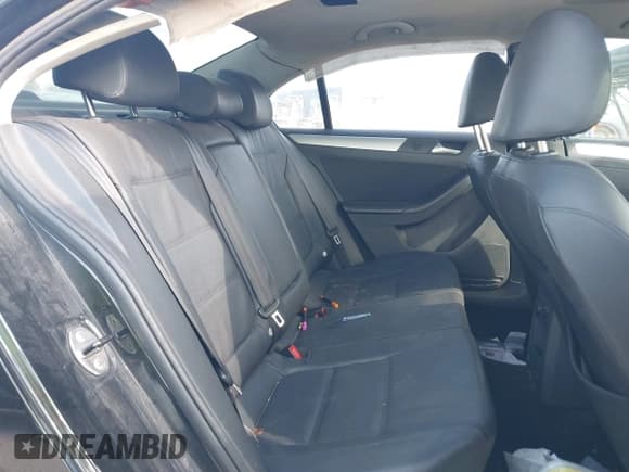 ✅ 2012 Volkswagen Jetta SEL • VIN: 3VWGP7AJ8CM336195 • Lot: 42675919. Listed on IAAI with 183,255 mi. Free auction sales archive from the USA and detailed vehicle history report at DreamBid. Image 8.