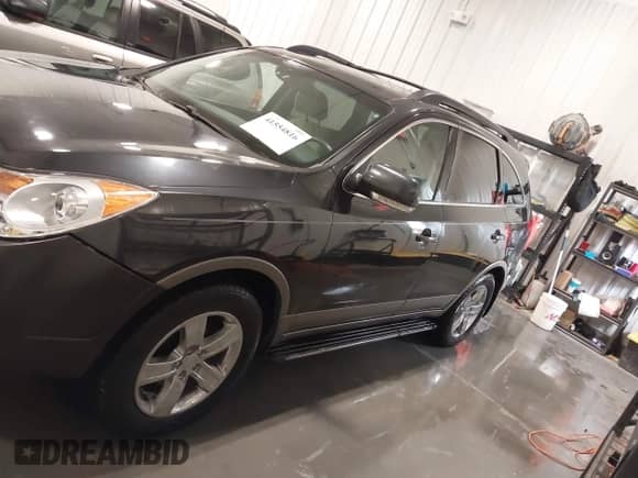 ✅ 2008 Hyundai Veracruz GLS • VIN: KM8NU73C28U058894 • Lot: 41554816. Listed on IAAI with 174,916 mi miles. Access the free auction sales archive from the USA and view a detailed vehicle history report at DreamBid. Image 14.