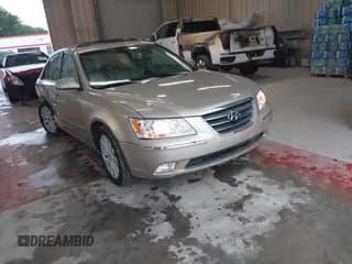 ✅ 2009 Hyundai Sonata Limited • VIN: 5NPEU46F39H420395 • Лот: 42915614. Опубликован ранее на IAAI с пробегом 254 106 миль. Бесплатный доступ к архиву аукционных продаж из США и подробный отчёт об истории автомобиля на DreamBid. Изображение 1.