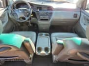 ✅ 2002 Honda Odyssey EX-L • VIN: 2HKRL18912H540373 • Лот: 85757615. Опубликован ранее на Copart с пробегом 227 720 миль. Бесплатный доступ к архиву аукционных продаж из США и подробный отчёт об истории автомобиля на DreamBid. Изображение 8.