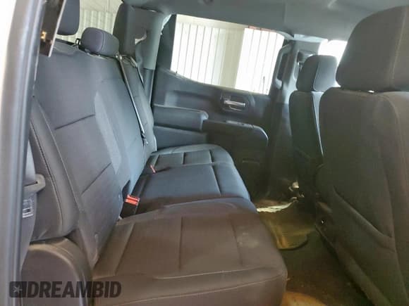 ✅ 2024 GMC Sierra 1500 Pro • VIN: 1GTUUAED9RZ117835 • Lot: 71036525. Listed on Copart with 31,482 mi. Free auction sales archive from the USA and detailed vehicle history report at DreamBid. Image 10.