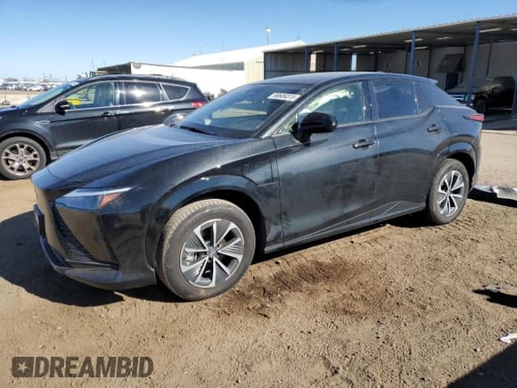 ✅ 2025 Lexus RZ RZ 450e • VIN: JTJAAAAB2SA030263 • Лот: 90689315. Опубликован ранее на Copart с пробегом 7 472 миль. Бесплатный доступ к архиву аукционных продаж из США и подробный отчёт об истории автомобиля на DreamBid. Изображение 1.