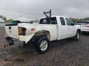 ✅ 2010 Chevrolet Silverado 1500 • VIN: 1GCSKTE21AZ134155 • Lot: 56755525. Wystawiony na Copart z przebiegiem 170 125 mil. Bezpłatny archiwum sprzedaży aukcyjnych z USA i szczegółowy raport historii pojazdu na DreamBid. Zdjęcie 3.