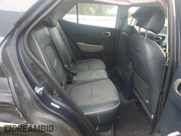 2022 Hyundai Venue SEL z VIN KMHRC8A31NU169199, wystawiony jako Copart lot #69217724 z przebiegiem 39 695 mil mil oraz Szkoda całkowita • Salvage title. Historia ofert i sprzedaży dostępna na DreamBid. Obrazek 10.