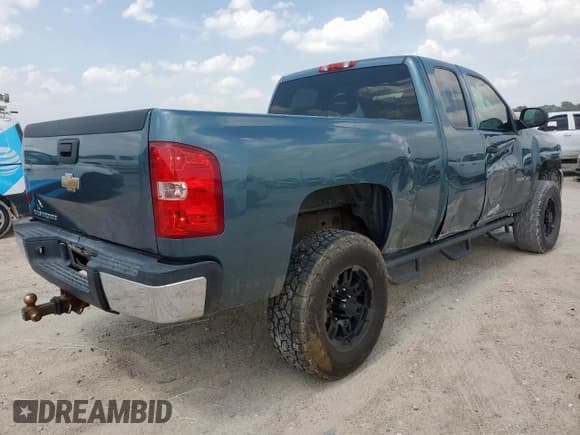 ✅ 2008 Chevrolet Silverado 2500HD Work Truck • VIN: 1GCHC29K98E110277 • Lot: 65163235. Wystawiony na Copart z przebiegiem 130 603 mil. Bezpłatny archiwum sprzedaży aukcyjnych z USA i szczegółowy raport historii pojazdu na DreamBid. Zdjęcie 3.
