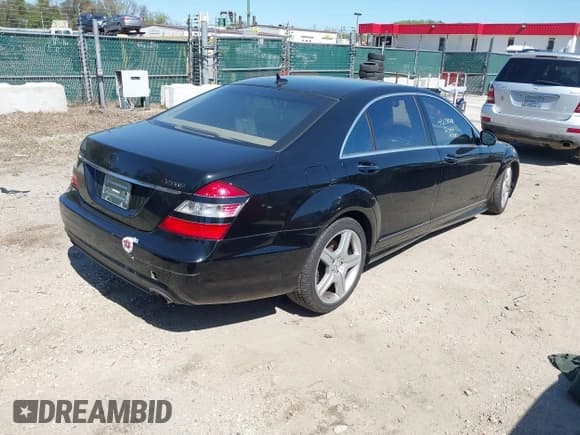 ✅ 2008 Mercedes-Benz S 550 • VIN: WDDNG86X68A163977 • Lot: 42073048. Listed on IAAI with 131,851 mi. Free auction sales archive from the USA and detailed vehicle history report at DreamBid. Image 4.