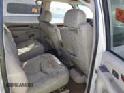 ✅ 2004 Cadillac Escalade ESV • VIN: 3GYFK66N24G115253 • Lot: 40751937. Wystawiony na IAAI z przebiegiem Nie podano. Bezpłatny archiwum sprzedaży aukcyjnych z USA i szczegółowy raport historii pojazdu na DreamBid. Zdjęcie 8.