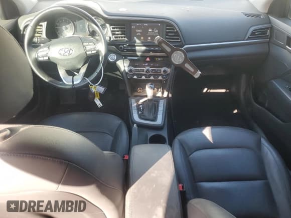 ✅ 2019 Hyundai Elantra SEL • VIN: KMHD84LF5KU748901 • Lot: 85103485. Listed on Copart with 98,021 mi. Free auction sales archive from the USA and detailed vehicle history report at DreamBid. Image 8.