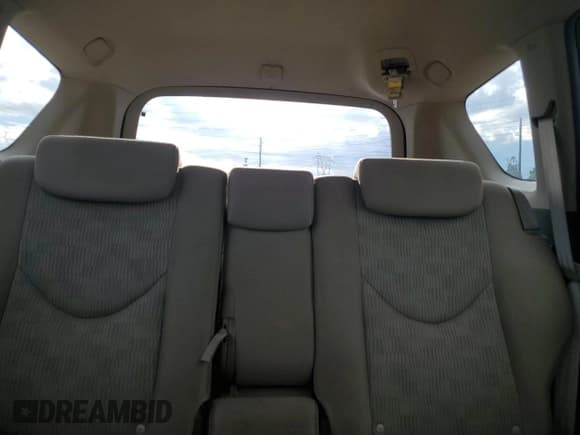 ✅ 2010 Toyota RAV4 • VIN: 2T3ZF4DV3AW017262 • Лот: 92637405. Опубликован ранее на Copart с пробегом 122 015 миль. Бесплатный доступ к архиву аукционных продаж из США и подробный отчёт об истории автомобиля на DreamBid. Изображение 10.