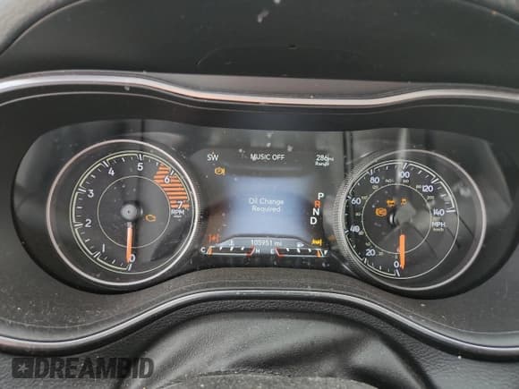 ✅ 2019 Jeep Cherokee Limited • VIN: 1C4PJLDN7KD370103 • Lot: 80406065. Listed on Copart with 105,951 mi. Free auction sales archive from the USA and detailed vehicle history report at DreamBid. Image 9.