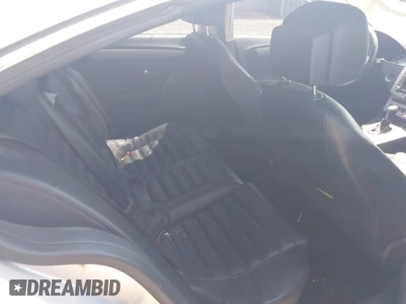 ✅ 2013 Volkswagen CC R-Line • VIN: WVWBN7AN9DE564929 • Lot: 42986832. Wystawiony na IAAI z przebiegiem Nie podano. Bezpłatny archiwum sprzedaży aukcyjnych z USA i szczegółowy raport historii pojazdu na DreamBid. Zdjęcie 8.