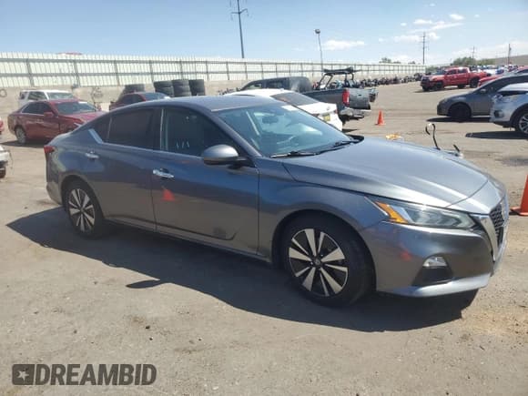 ✅ 2022 Nissan Altima SV • VIN: 1N4BL4DV9NN337585 • Лот: 68678105. Опубликован ранее на Copart с пробегом 75 872 миль. Бесплатный доступ к архиву аукционных продаж из США и подробный отчёт об истории автомобиля на DreamBid. Изображение 4.