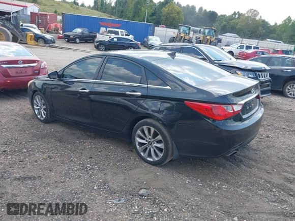 2013 Hyundai Sonata SE with VIN 5NPEC4AC7DH703326, listed as a IAAI auction lot 43168887 with 191,787 mi miles and . Bid and sale history available at DreamBid. Image 3.