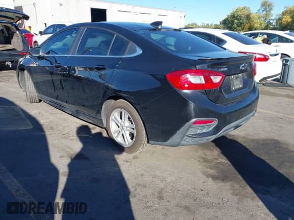 2017 Chevrolet Cruze LT with VIN 1G1BE5SM5H7155002, listed as a IAAI auction lot 43470838 with 122,761 mi miles and . Bid and sale history available at DreamBid. Image 3.