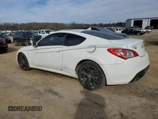 ✅ 2010 Hyundai Genesis Coupe Premium • VIN: KMHHT6KD4AU010064 • Lot: 45996855. Wystawiony na Copart z przebiegiem 131 835 mil. Bezpłatny archiwum sprzedaży aukcyjnych z USA i szczegółowy raport historii pojazdu na DreamBid. Zdjęcie 2.