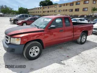 2008 Dodge Dakota z VIN 1D3HW32K08S571237, wystawiony jako Copart lot #64885095 z przebiegiem Nie podano mil oraz Czysty tytuł • Clean title. Historia ofert i sprzedaży dostępna na DreamBid. Obrazek 1.