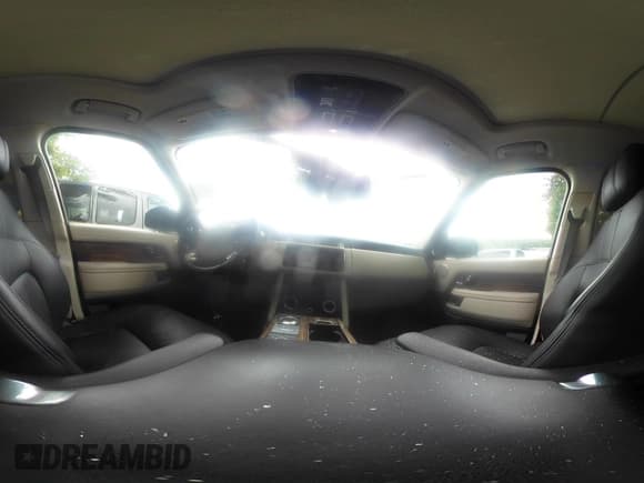 ✅ 2019 Land Rover Range Rover • VIN: SALGS2RE5KA516721 • Лот: 42081181. Опубликован ранее на IAAI с пробегом 120 147 миль. Бесплатный доступ к архиву аукционных продаж из США и подробный отчёт об истории автомобиля на DreamBid. Изображение 23.