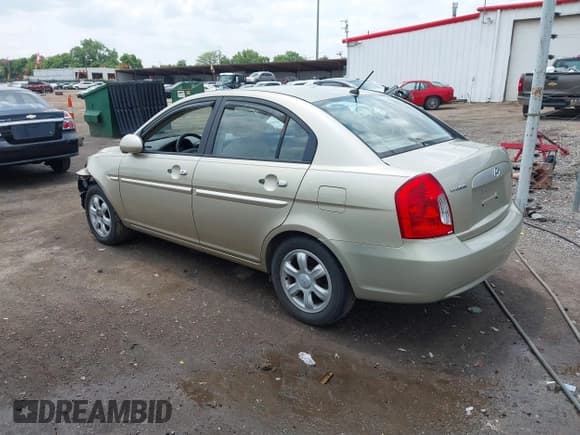 ✅ 2006 Hyundai Accent GLS • VIN: KMHCN46C26U037605 • Лот: 42431996. Опубликован ранее на IAAI с пробегом 86 128 миль. Бесплатный доступ к архиву аукционных продаж из США и подробный отчёт об истории автомобиля на DreamBid. Изображение 3.