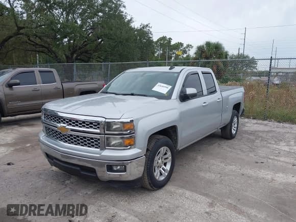 ✅ 2015 Chevrolet Silverado 1500 LT • VIN: 1GCRCRECXFZ252364 • Лот: 43646990. Опубликован ранее на IAAI с пробегом 211 113 миль. Бесплатный доступ к архиву аукционных продаж из США и подробный отчёт об истории автомобиля на DreamBid. Изображение 2.