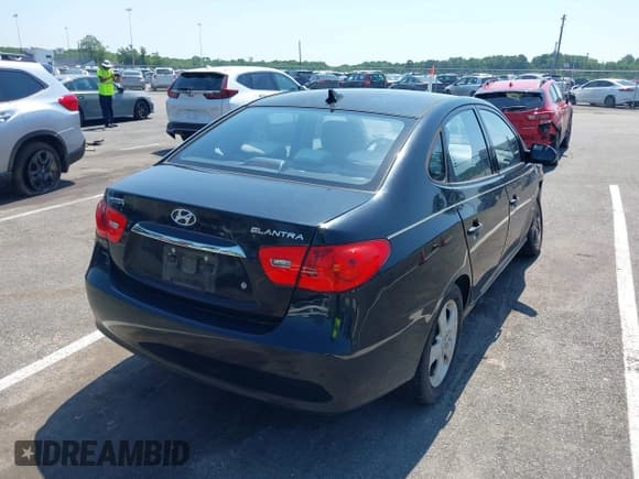 ✅ 2010 Hyundai Elantra GLS • VIN: KMHDU4AD5AU991734 • Лот: 42570881. Опубликован ранее на IAAI с пробегом 88 904 миль. Бесплатный доступ к архиву аукционных продаж из США и подробный отчёт об истории автомобиля на DreamBid. Изображение 4.
