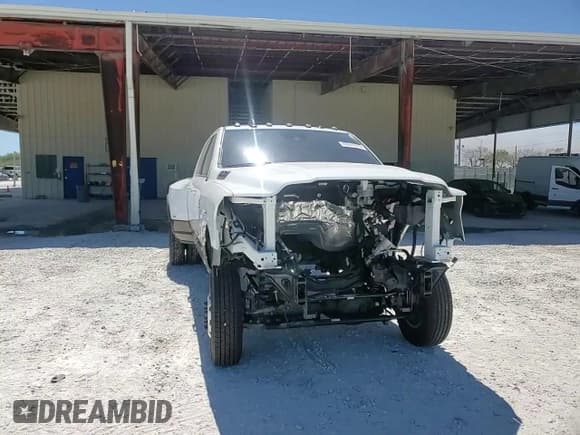 ✅ 2024 Ram 3500 Longhorn • VIN: 3C63RRNL1RG109285 • Лот: 49674075. Опубликован ранее на Copart с пробегом Не указан. Бесплатный доступ к архиву аукционных продаж из США и подробный отчёт об истории автомобиля на DreamBid. Изображение 13.