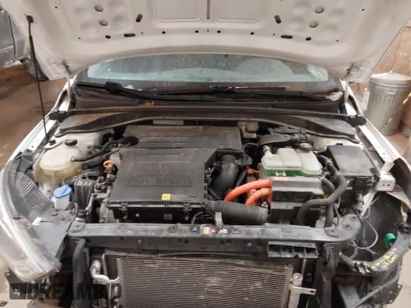 ✅ 2017 Hyundai Ioniq Blue • VIN: KMHC65LC8HU031317 • Lot: 41417212. Wystawiony na IAAI z przebiegiem 119 503 mil. Bezpłatny archiwum sprzedaży aukcyjnych z USA i szczegółowy raport historii pojazdu na DreamBid. Zdjęcie 10.