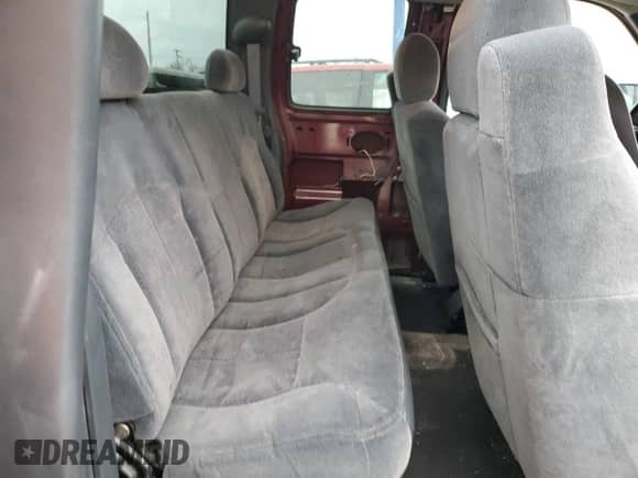 2000 Chevrolet Silverado 1500 LT с VIN 1GCEK19T4YE390635, выставлен на аукционе Copart как лот 85983564 с пробегом 196 713 миль миль и Списание • Salvage title. История ставок и продаж доступна на DreamBid. Изображение 10.