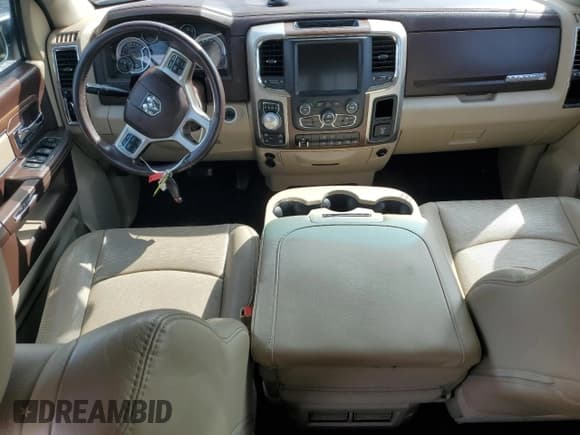 ✅ 2016 Ram 1500 Laramie • VIN: 1C6RR7NG7GS406441 • Лот: 60691305. Опубликован ранее на Copart с пробегом 181 795 миль. Бесплатный доступ к архиву аукционных продаж из США и подробный отчёт об истории автомобиля на DreamBid. Изображение 8.