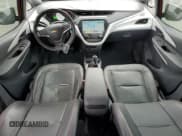 ✅ 2017 Chevrolet Bolt EV Premier • VIN: 1G1FX6S08H4176832 • Lot: 71134764. Wystawiony na Copart z przebiegiem 86 119 mil. Bezpłatny archiwum sprzedaży aukcyjnych z USA i szczegółowy raport historii pojazdu na DreamBid. Zdjęcie 8.