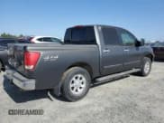 ✅ 2005 Nissan Titan LE • VIN: 1N6AA07B75N547069 • Lot: 60098625. Listed on Copart with 183,464 mi. Free auction sales archive from the USA and detailed vehicle history report at DreamBid. Image 3.