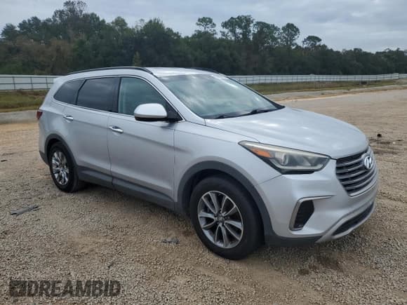 ✅ 2017 Hyundai Santa Fe SE • VIN: KM8SM4HF4HU175610 • Lot: 91862795. Listed on Copart with 114,547 mi. Free auction sales archive from the USA and detailed vehicle history report at DreamBid. Image 4.