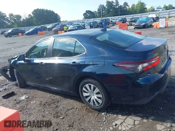 2021 Toyota Camry Hybrid LE с VIN 4T1C31AKXMU561164, выставлен на аукционе IAAI как лот 42538208 с пробегом 17 872 миль миль и . История ставок и продаж доступна на DreamBid. Изображение 14.