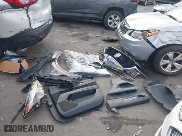 ✅ 2020 Mazda CX-5 Sport • VIN: JM3KFBBM7L0773465 • Lot: 43204122. Wystawiony na IAAI z przebiegiem 101 150 mil. Bezpłatny archiwum sprzedaży aukcyjnych z USA i szczegółowy raport historii pojazdu na DreamBid. Zdjęcie 12.